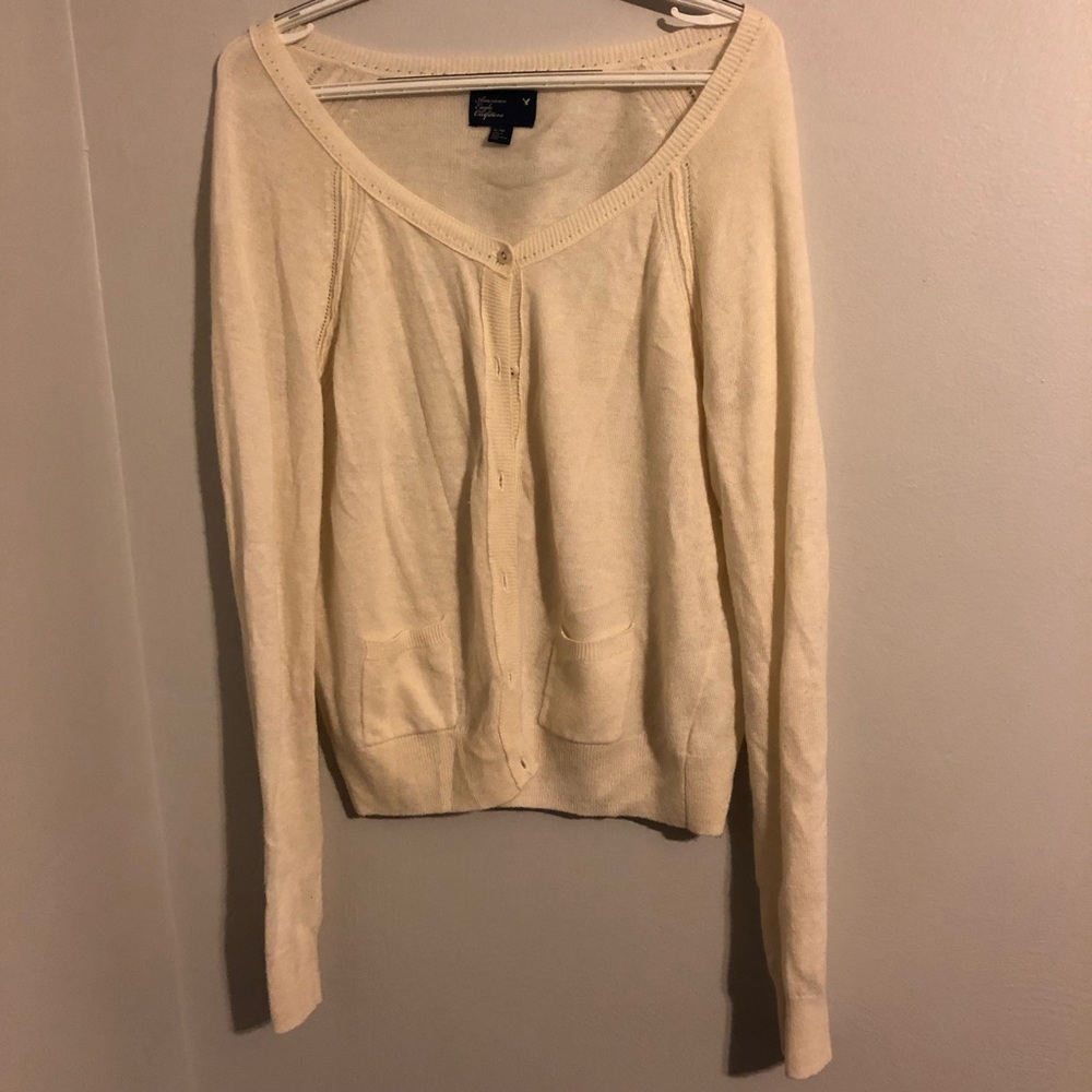 American eagle cream sweater cardigan